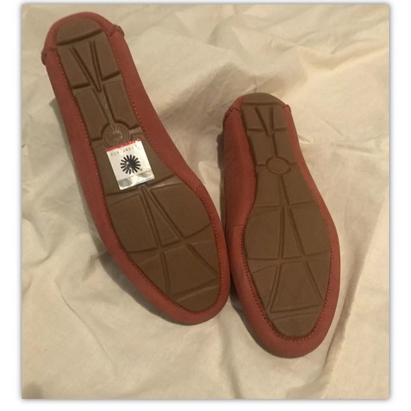 UGG Callen NEW Women’s Leather Loafers Size 7 - Picture 8 of 14